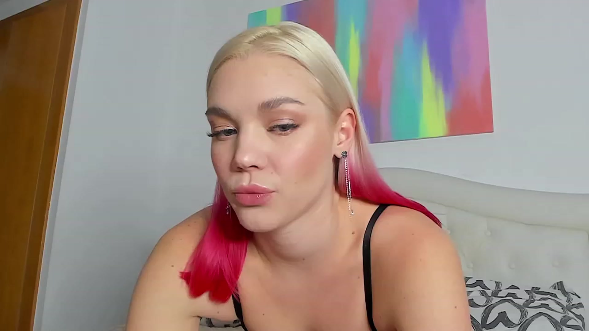 Gallery image thumbnail from SophSeptember's myfreecams stream on, 12/26/2023, 16:33 image 5 of 20