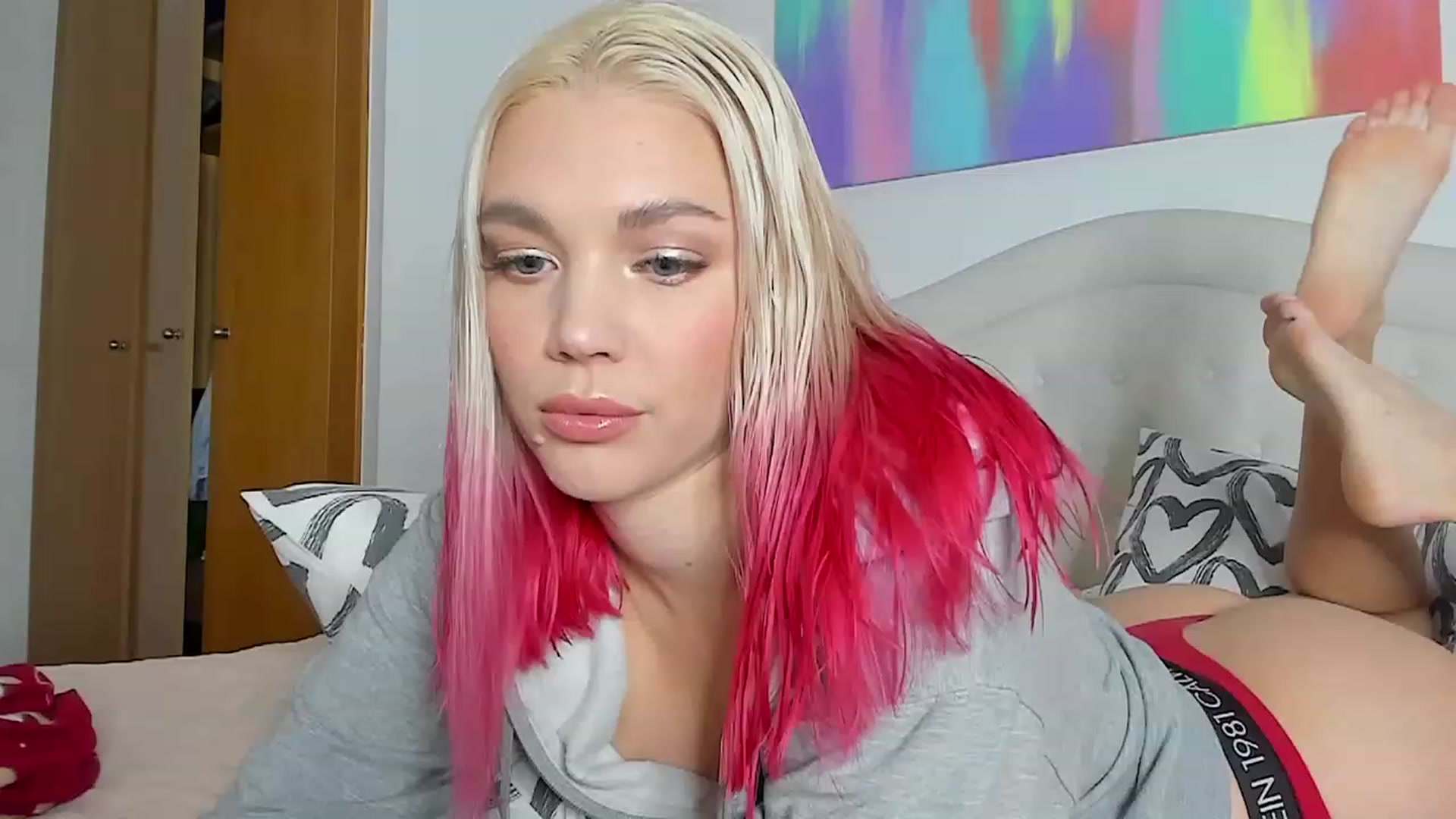 Gallery image thumbnail from SophSeptember's myfreecams stream on, 12/28/2023, 15:46 image 6 of 20