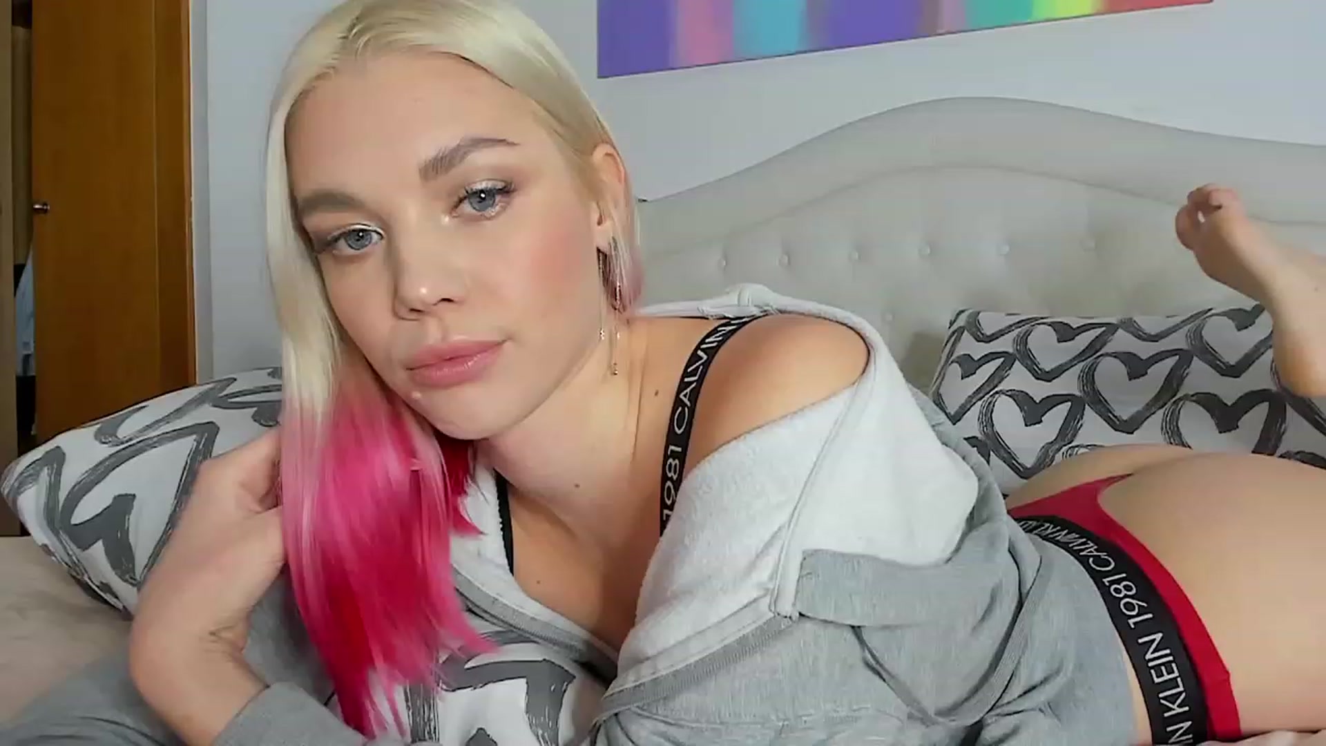 Gallery image thumbnail from SophSeptember's myfreecams stream on, 12/28/2023, 17:28 image 8 of 20