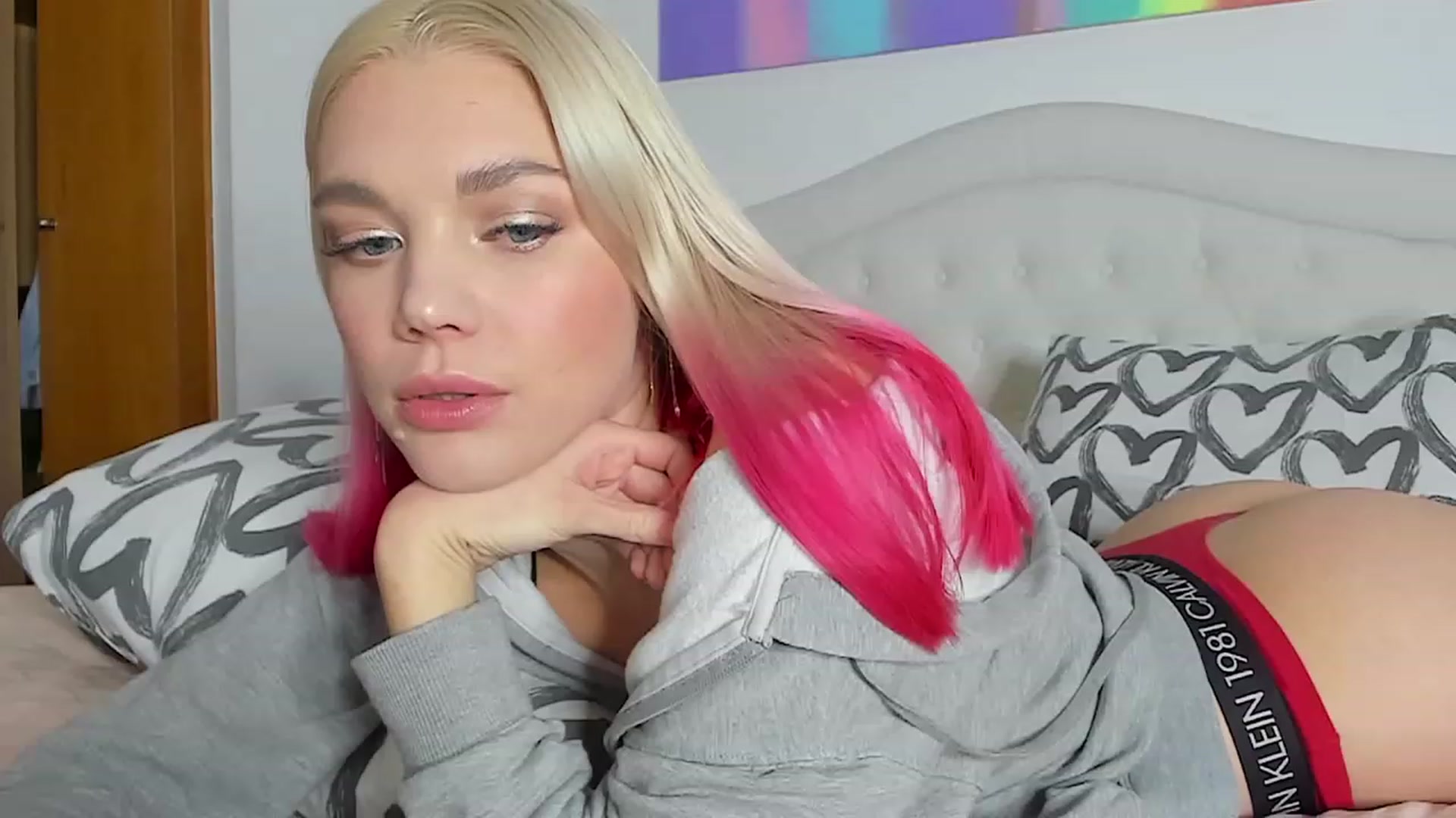 Gallery image thumbnail from SophSeptember's myfreecams stream on, 12/28/2023, 17:28 image 7 of 20