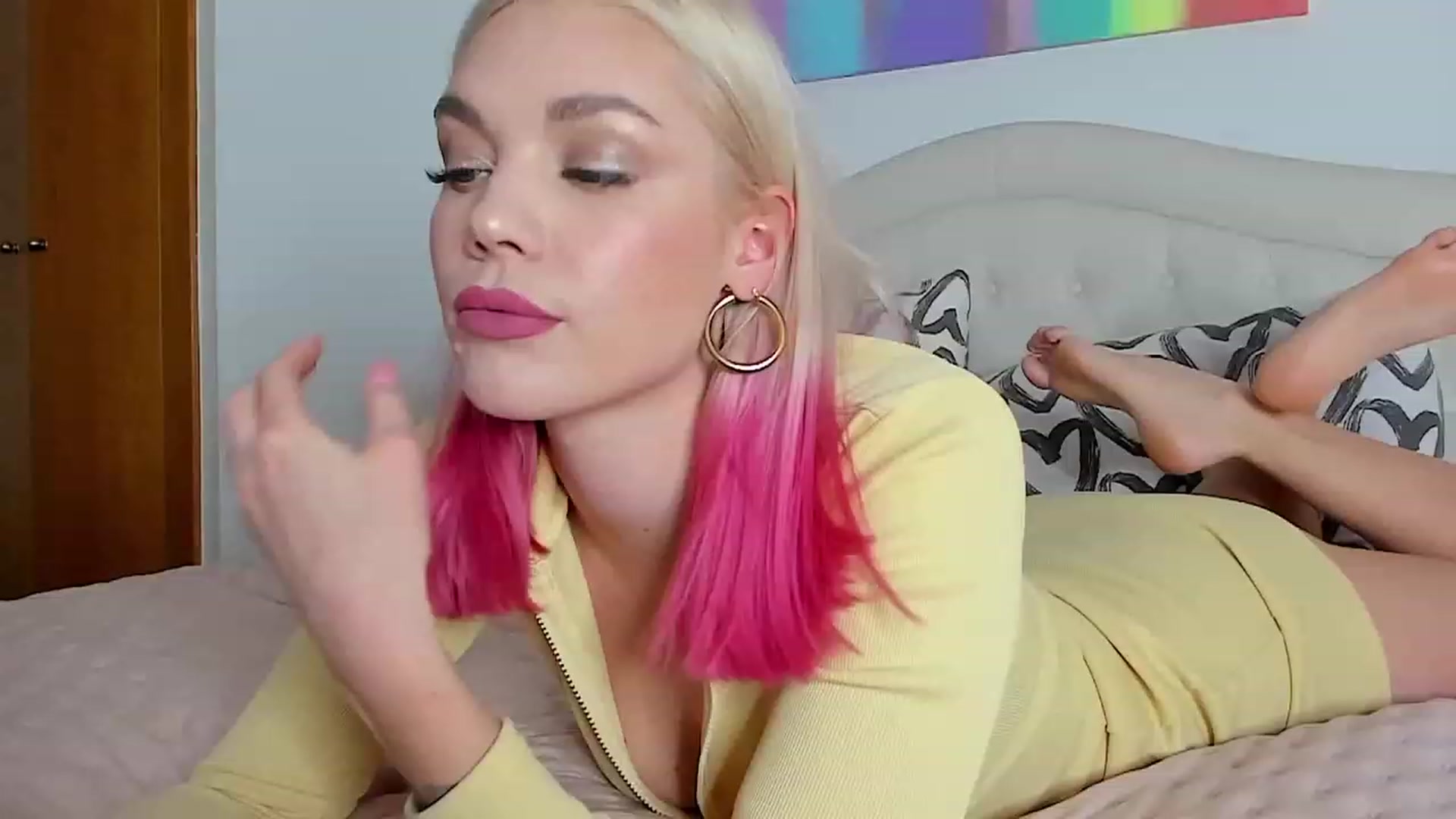 Gallery image thumbnail from SophSeptember's myfreecams stream on, 12/30/2023, 15:20 image 4 of 20