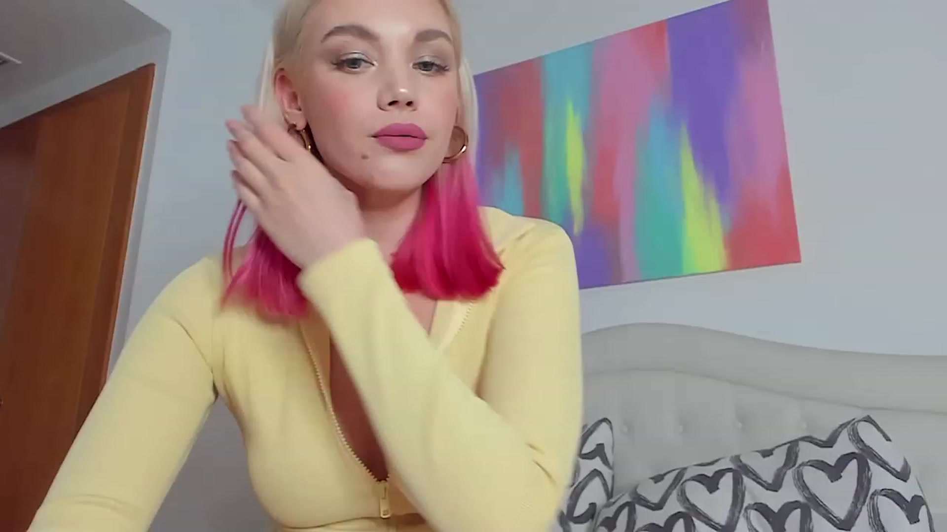 Gallery image thumbnail from SophSeptember's myfreecams stream on, 12/30/2023, 15:20 image 9 of 20