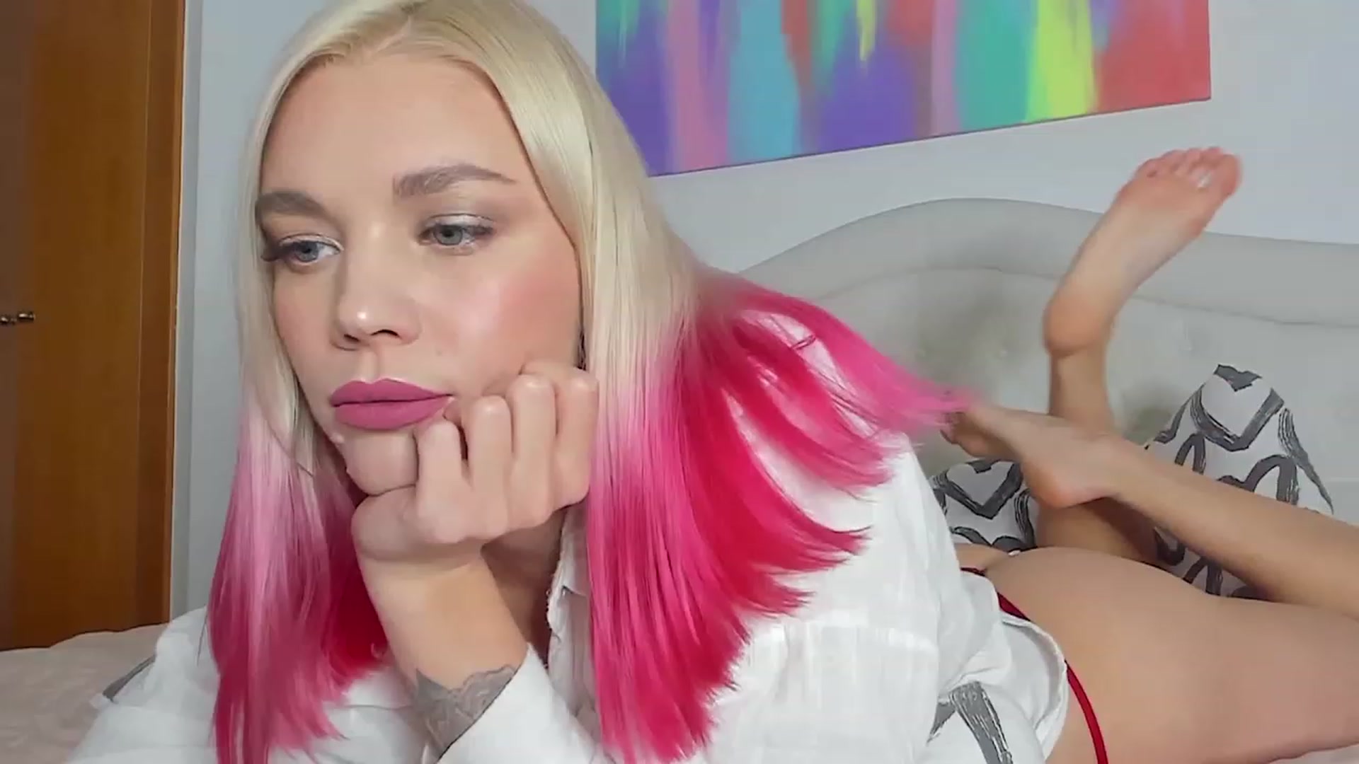 Gallery image thumbnail from SophSeptember's myfreecams stream on, 12/30/2023, 16:42 image 16 of 20