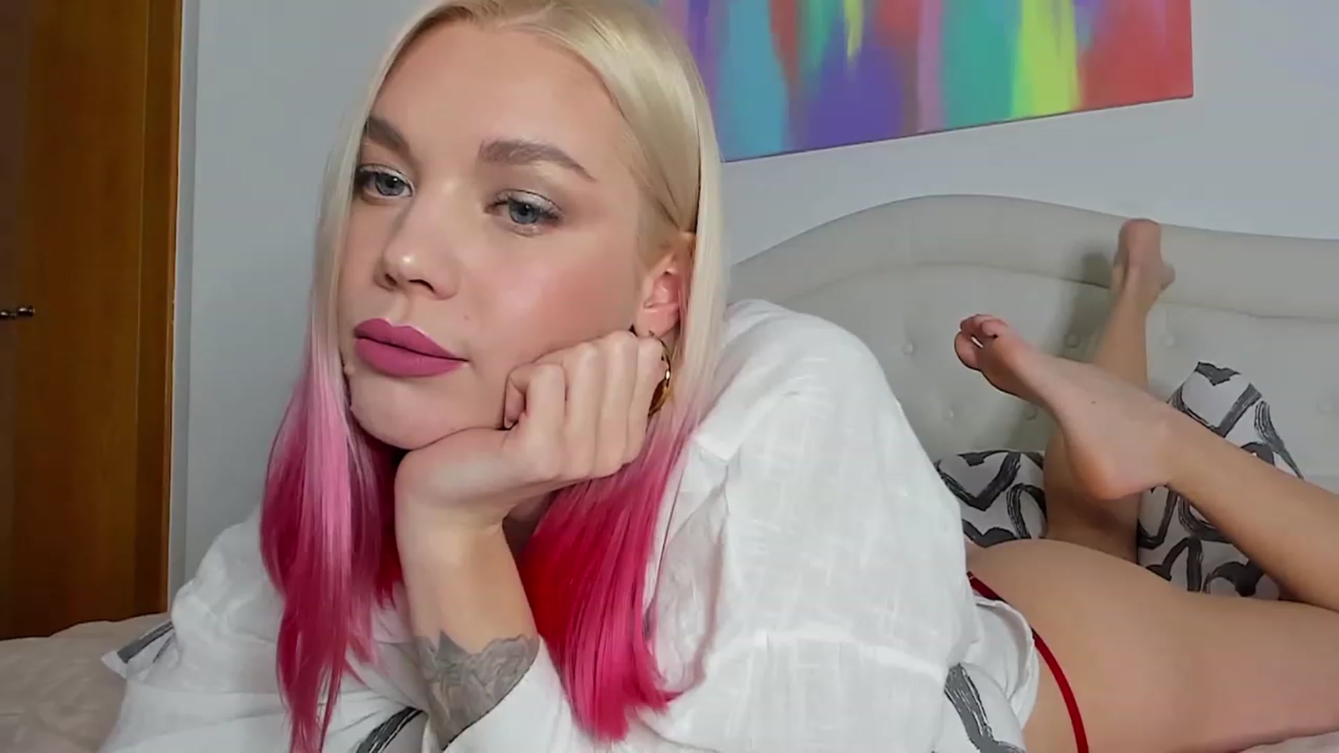 Gallery image thumbnail from SophSeptember's myfreecams stream on, 12/30/2023, 16:42 image 18 of 20