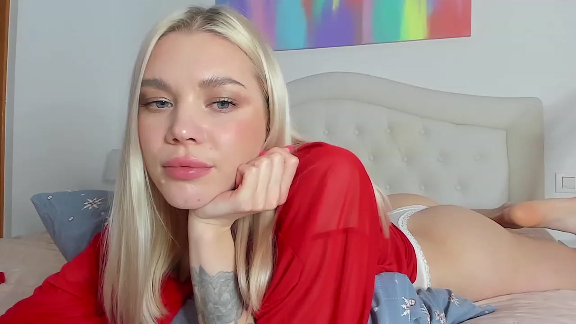 Gallery image thumbnail from SophSeptember's myfreecams stream on, 03/10/2024, 17:02 image 6 of 20