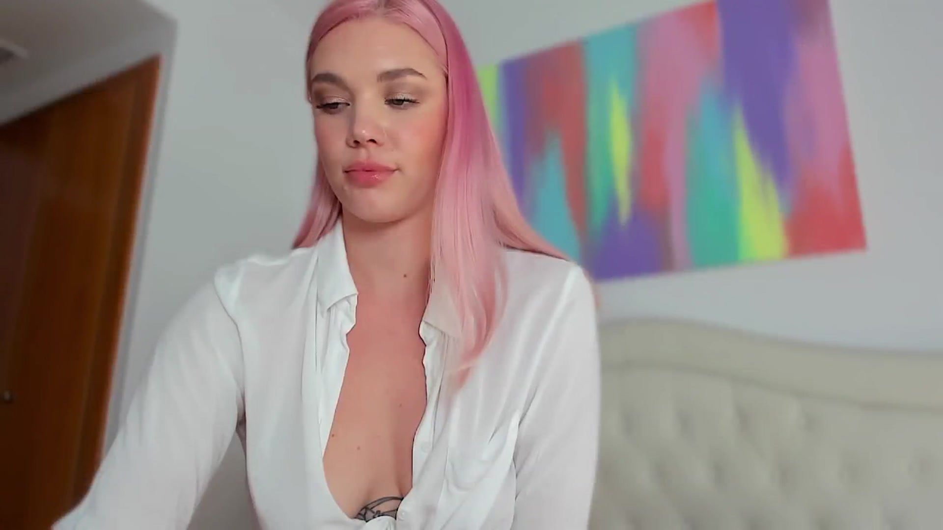 Gallery image thumbnail from SophSeptember's myfreecams stream on, 05/03/2024, 14:57 image 5 of 20