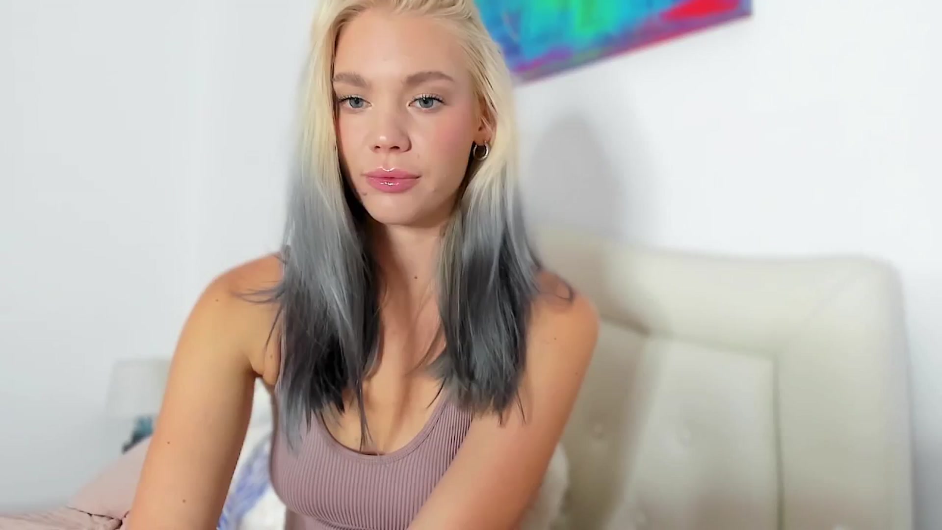 Gallery image thumbnail from SophSeptember's myfreecams stream on, 09/14/2024, 10:18 image 2 of 20