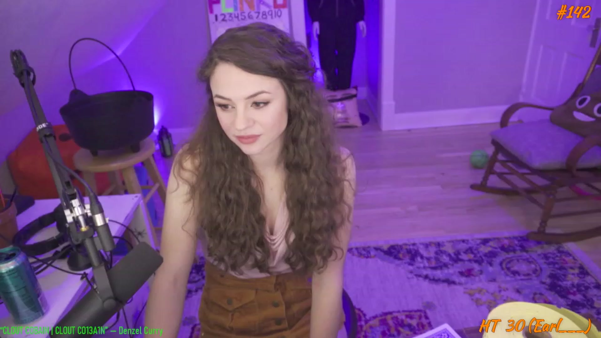 Gallery image thumbnail from Sophahontas's myfreecams stream on, 11/18/2022, 09:25 image 1 of 20