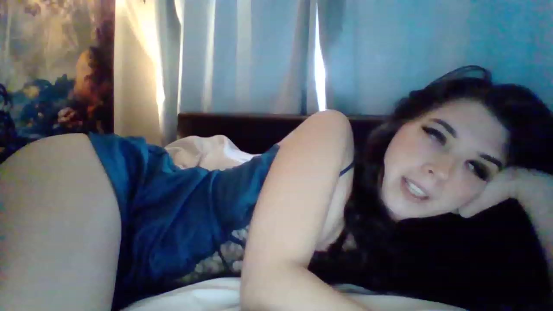 Gallery image thumbnail from Sophdiamond's myfreecams stream on, 01/17/2023, 11:29 image 1 of 20