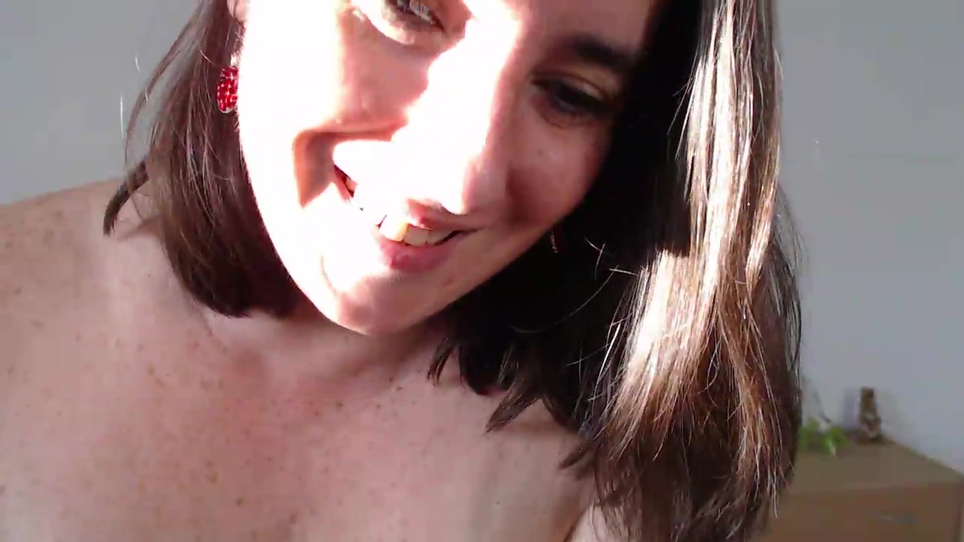Gallery image thumbnail from SophiAbsinth's myfreecams stream on, 09/05/2026, 23:29 image 18 of 20