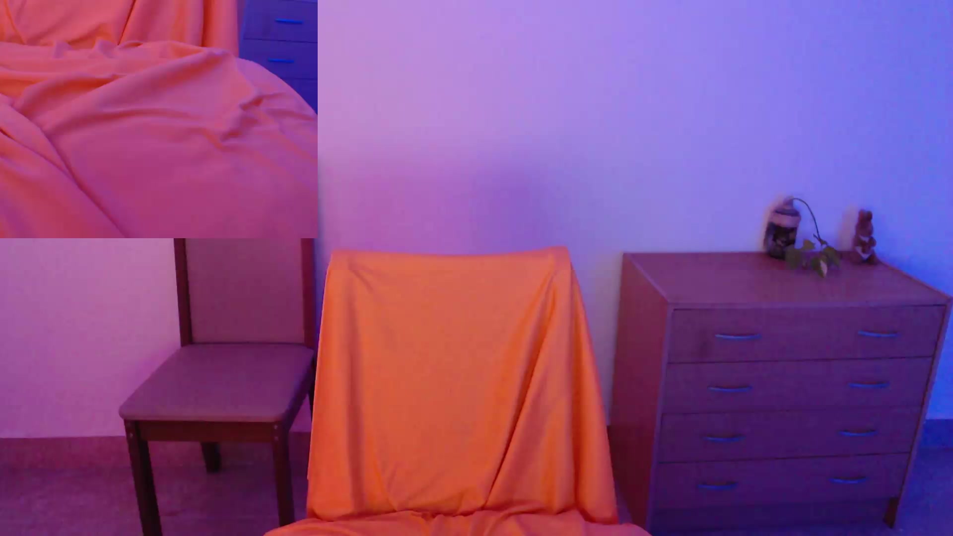 Gallery image thumbnail from SophiAbsinth's myfreecams stream on, 09/06/2026, 24:42 image 5 of 20