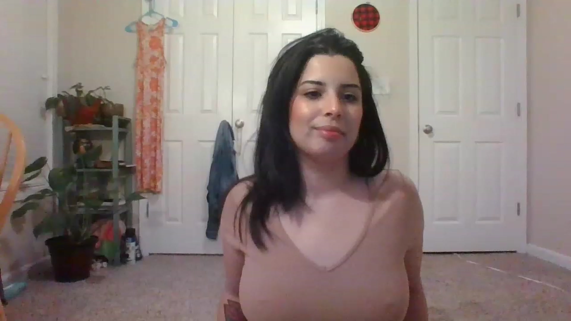 Gallery image thumbnail from SophiaFoxxx's myfreecams stream on, 02/27/2023, 06:18 image 14 of 20