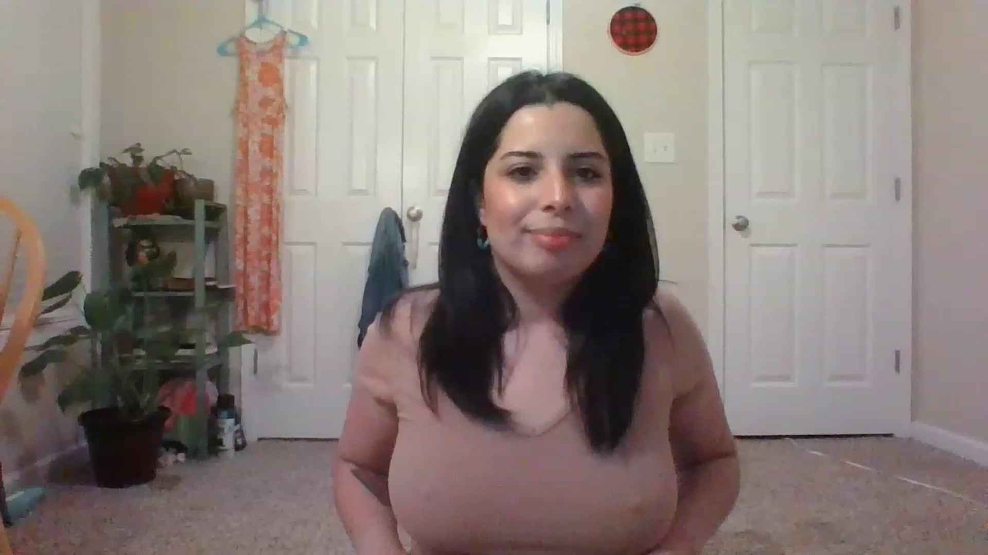 Gallery image thumbnail from SophiaFoxxx's myfreecams stream on, 02/27/2023, 06:18 image 7 of 20
