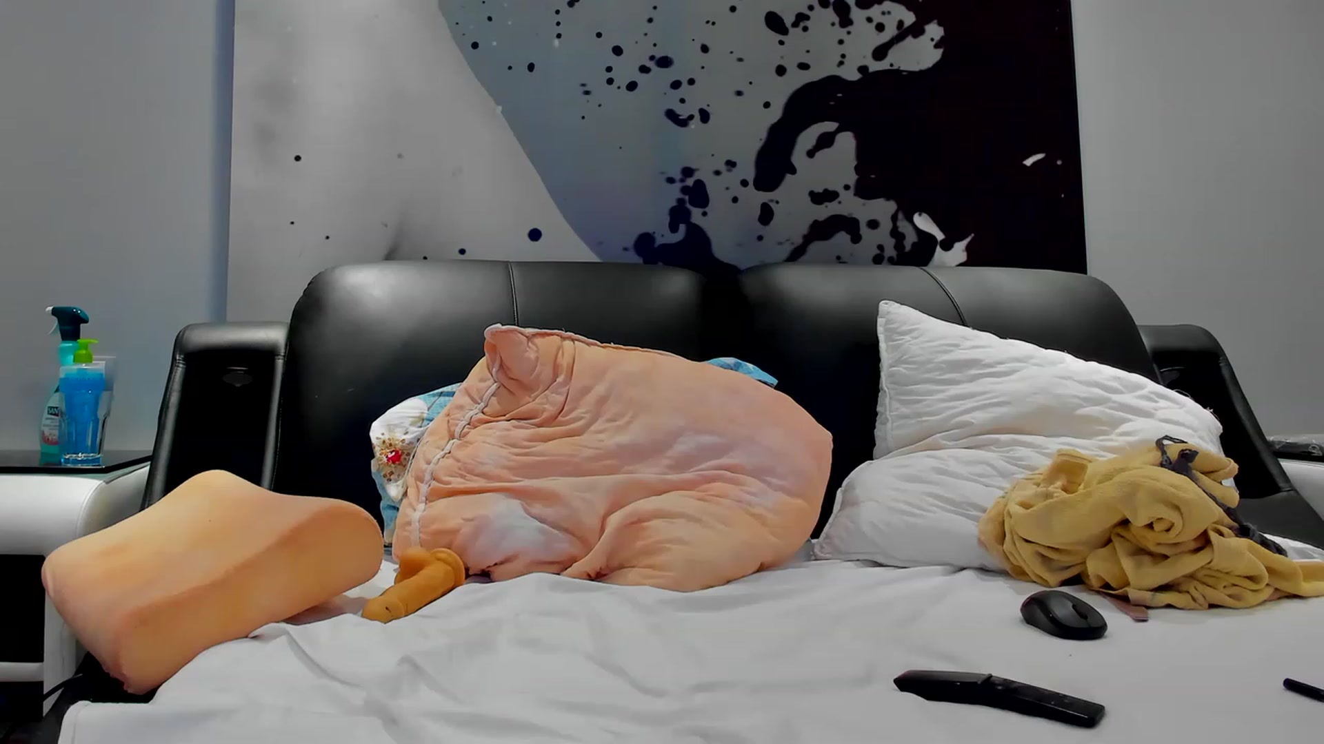 Gallery image thumbnail from SophiaSanty's myfreecams stream on, 12/29/2022, 22:11 image 11 of 20