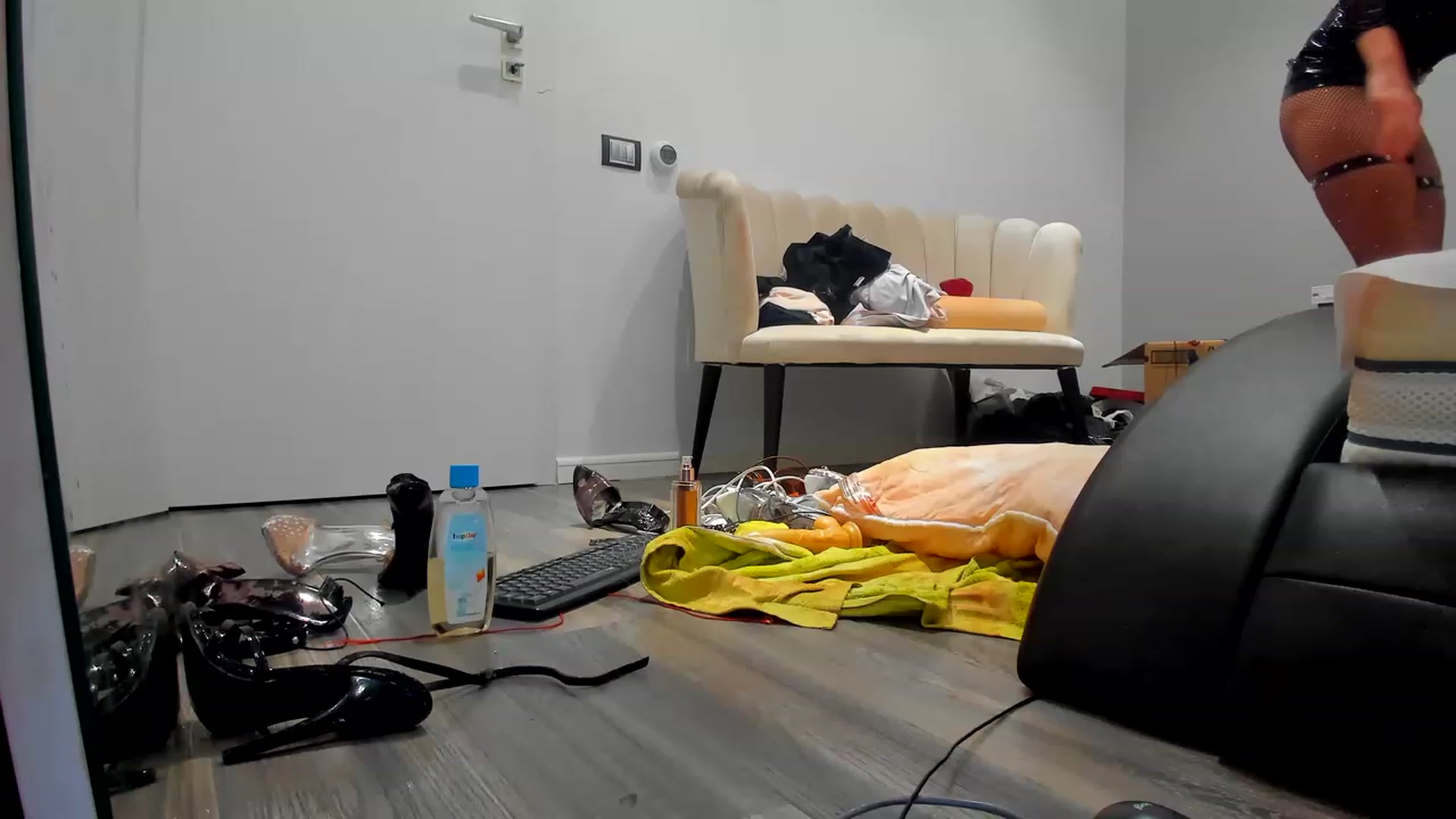 Gallery image thumbnail from SophiaSanty's myfreecams stream on, 01/09/2023, 01:00 image 20 of 20