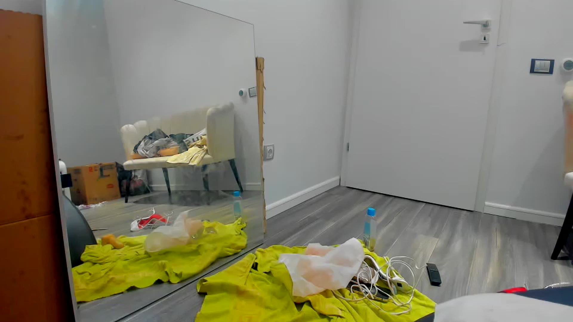 Gallery image thumbnail from SophiaSanty's myfreecams stream on, 01/17/2023, 23:32 image 17 of 20