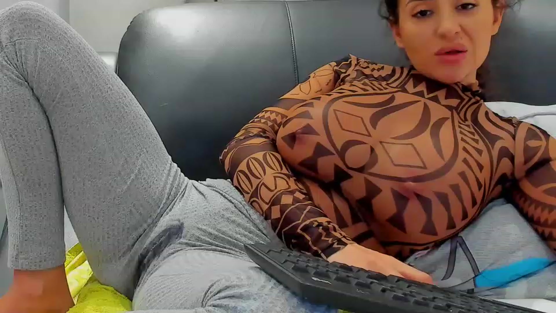 Gallery image thumbnail from SophiaSanty's myfreecams stream on, 02/23/2023, 23:24 image 16 of 20