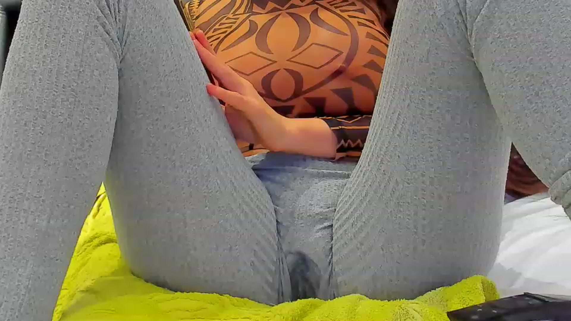 Gallery image thumbnail from SophiaSanty's myfreecams stream on, 02/24/2023, 02:04 image 10 of 20
