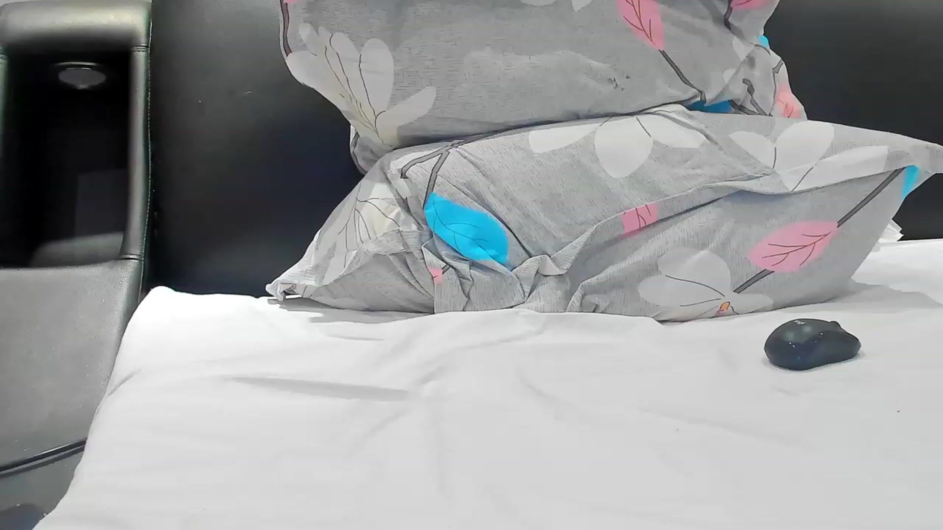 Gallery image thumbnail from SophiaSanty's myfreecams stream on, 02/28/2023, 22:25 image 2 of 20