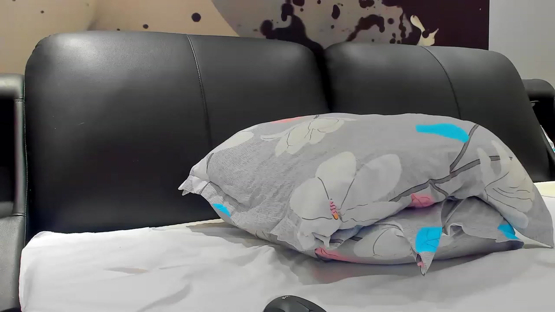 Gallery image thumbnail from SophiaSanty's myfreecams stream on, 03/13/2023, 23:01 image 2 of 20