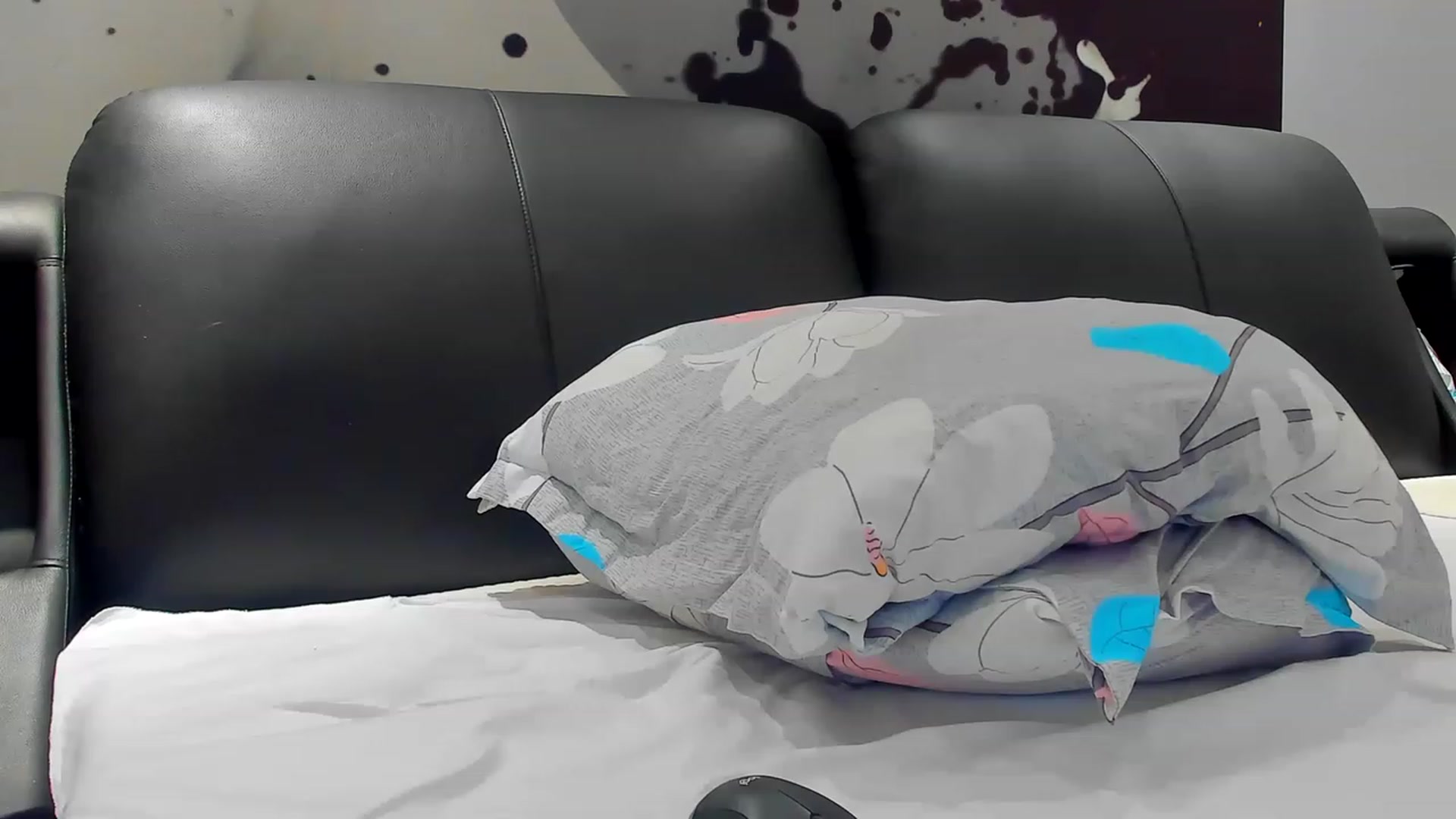 Gallery image thumbnail from SophiaSanty's myfreecams stream on, 03/13/2023, 23:01 image 1 of 20