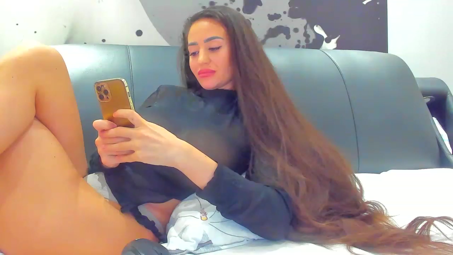 Gallery image thumbnail from SophiaSanty's myfreecams stream on, 03/14/2023, 22:23 image 7 of 20