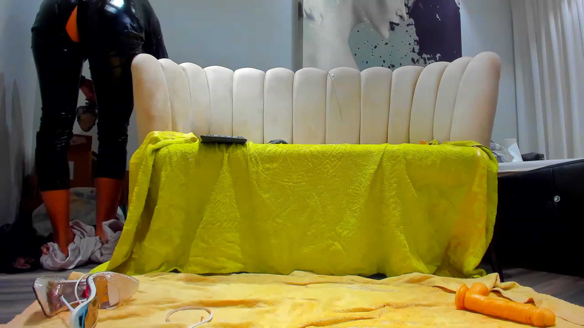 Gallery image thumbnail from SophiaSanty's myfreecams stream on, 03/15/2023, 21:12 image 14 of 20
