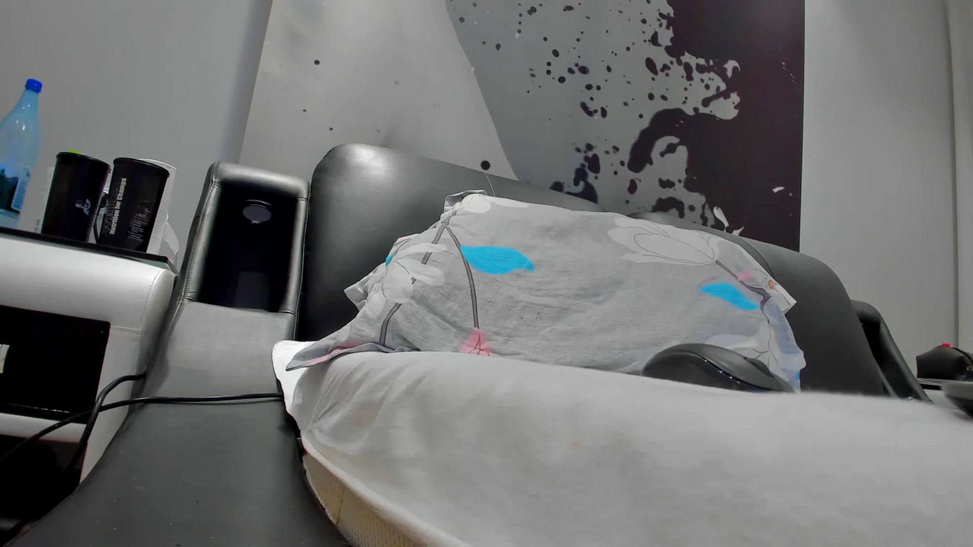 Gallery image thumbnail from SophiaSanty's myfreecams stream on, 04/08/2023, 21:24 image 12 of 20