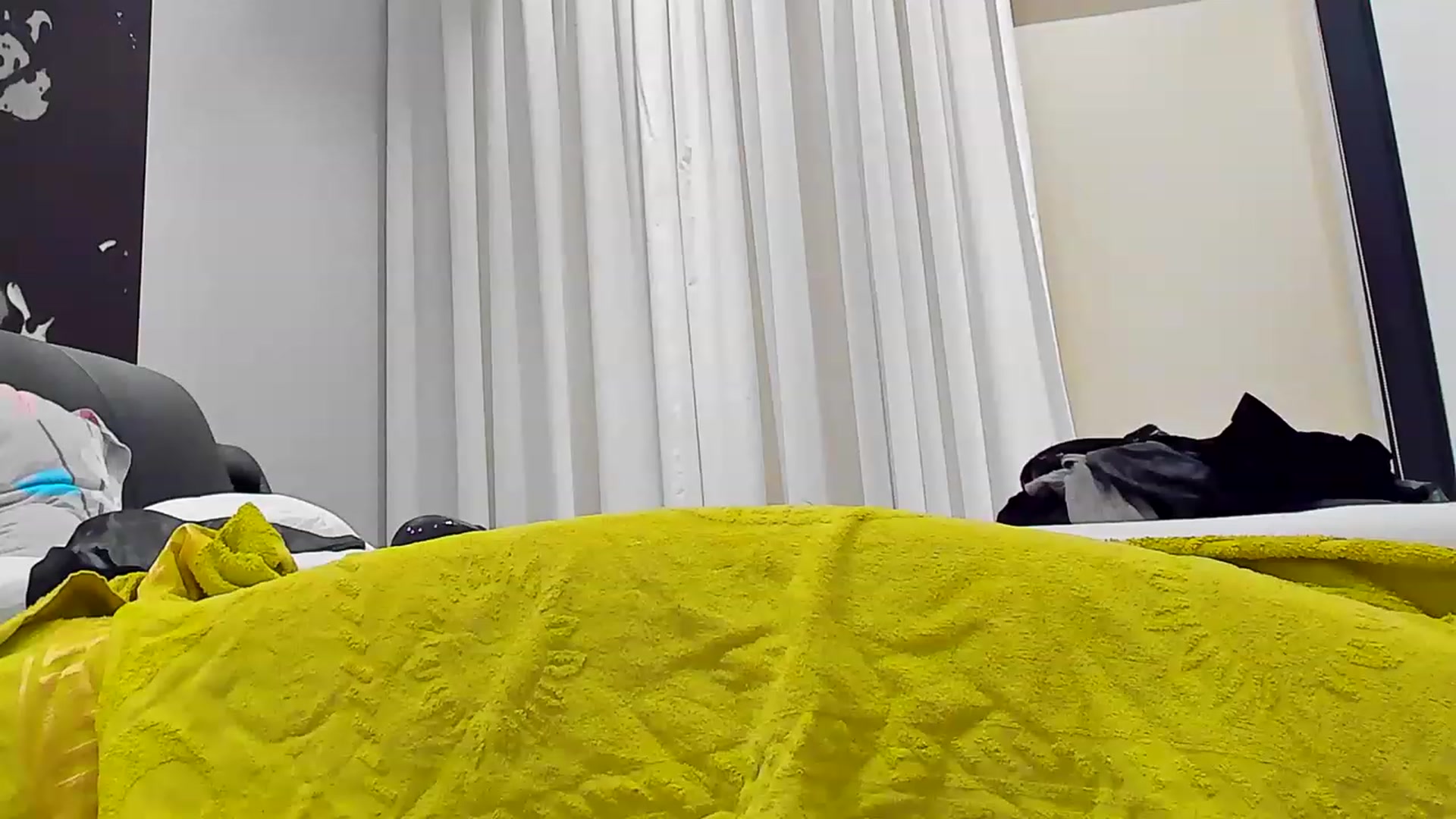Gallery image thumbnail from SophiaSanty's myfreecams stream on, 05/07/2023, 19:45 image 2 of 20