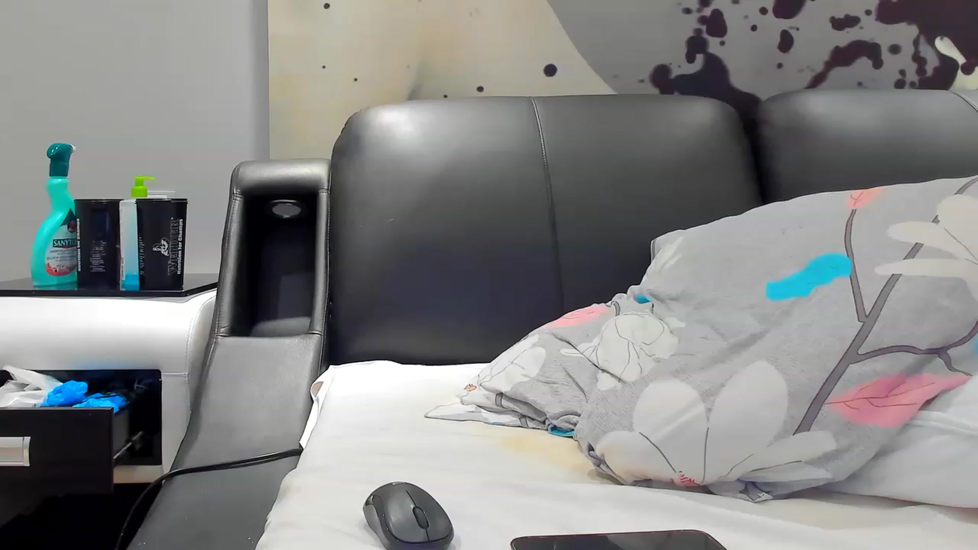 Gallery image thumbnail from SophiaSanty's myfreecams stream on, 05/15/2023, 23:16 image 17 of 20