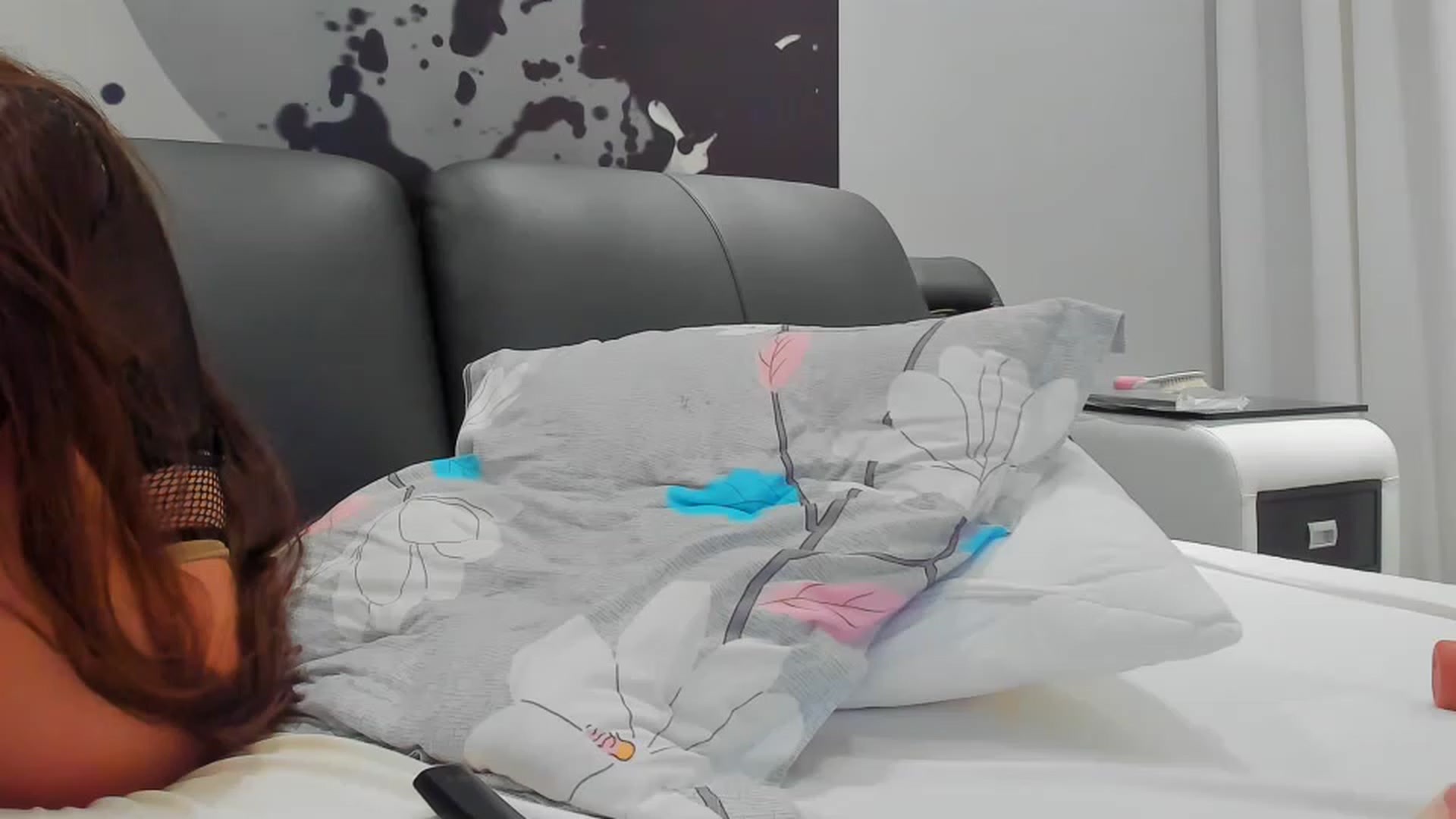 Gallery image thumbnail from SophiaSanty's myfreecams stream on, 05/16/2023, 23:25 image 2 of 20