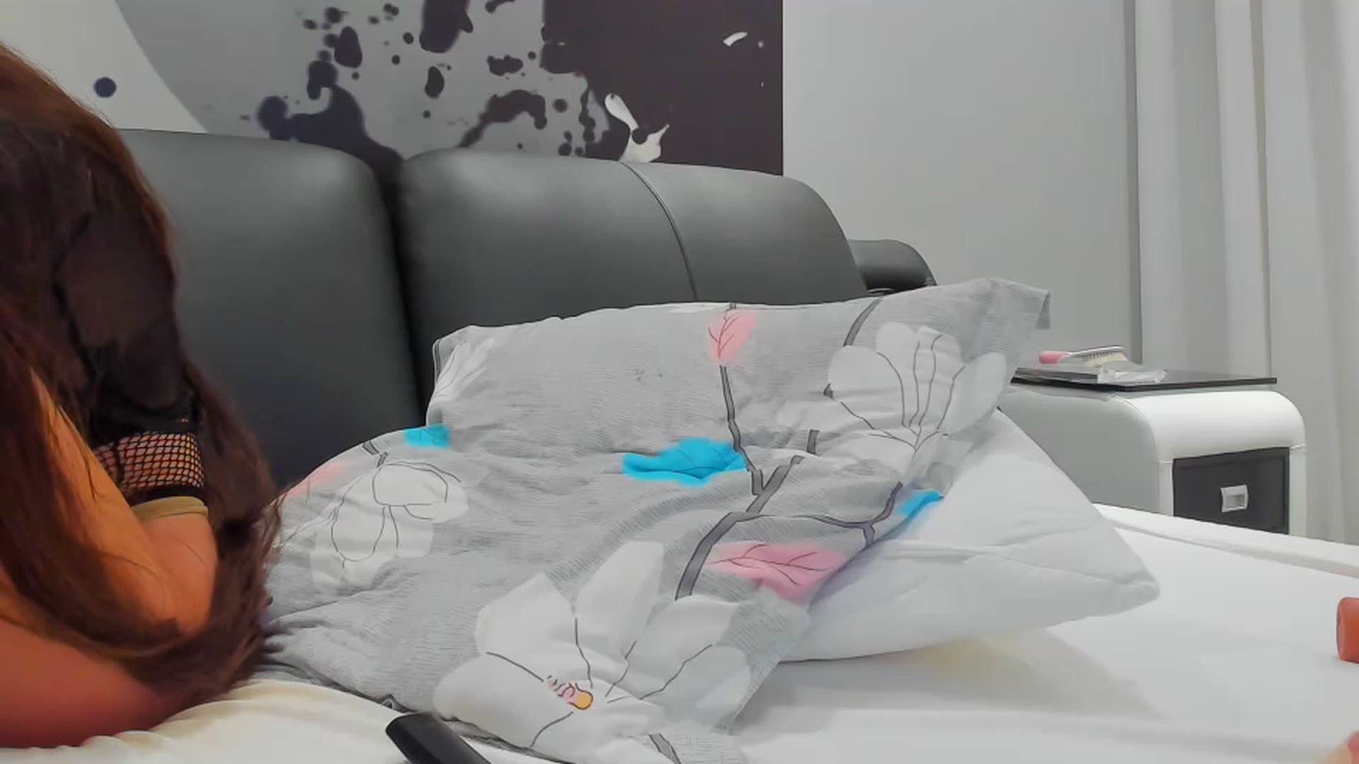 Gallery image thumbnail from SophiaSanty's myfreecams stream on, 05/16/2023, 23:25 image 4 of 20