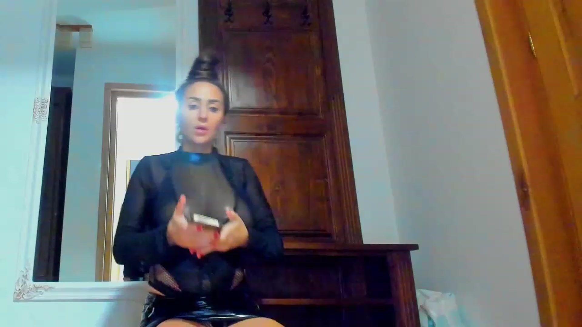 Gallery image thumbnail from SophiaSanty's myfreecams stream on, 06/17/2023, 22:23 image 11 of 20