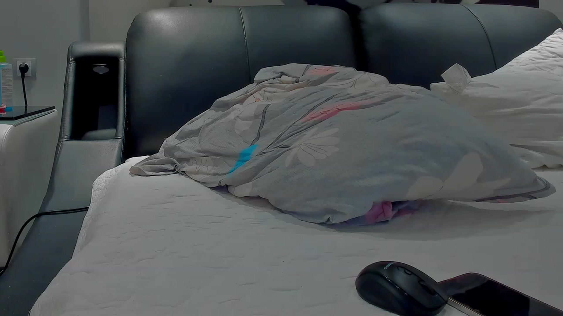 Gallery image thumbnail from SophiaSanty's myfreecams stream on, 08/10/2023, 20:06 image 19 of 20