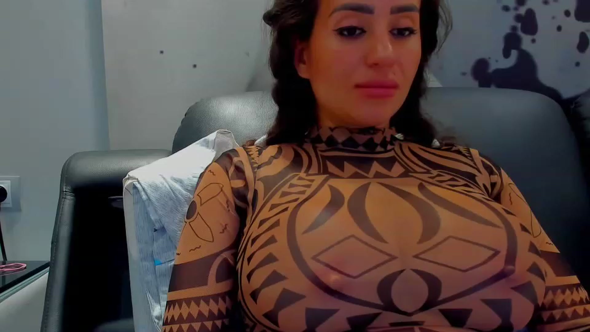 Gallery image thumbnail from SophiaSanty's myfreecams stream on, 08/16/2023, 18:17 image 1 of 20