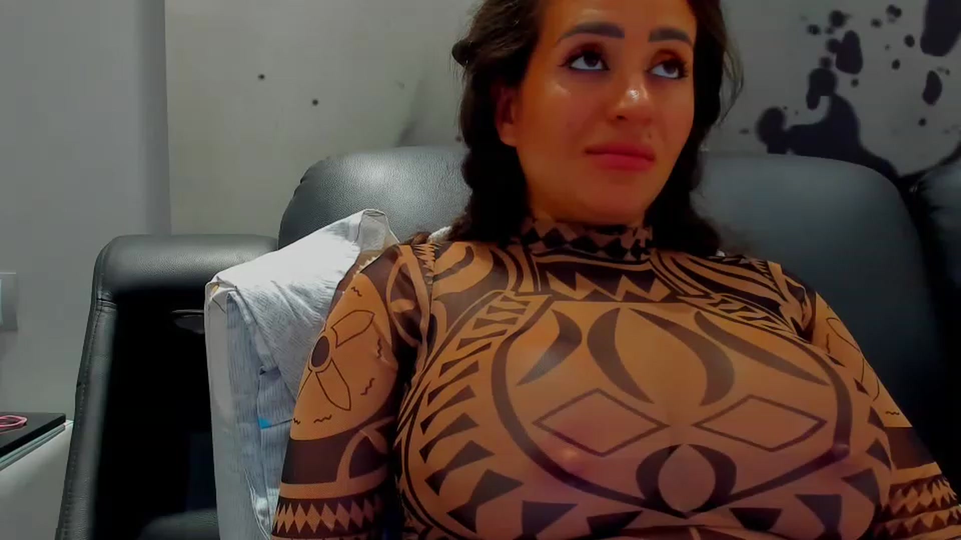 Gallery image thumbnail from SophiaSanty's myfreecams stream on, 08/16/2023, 18:17 image 7 of 20