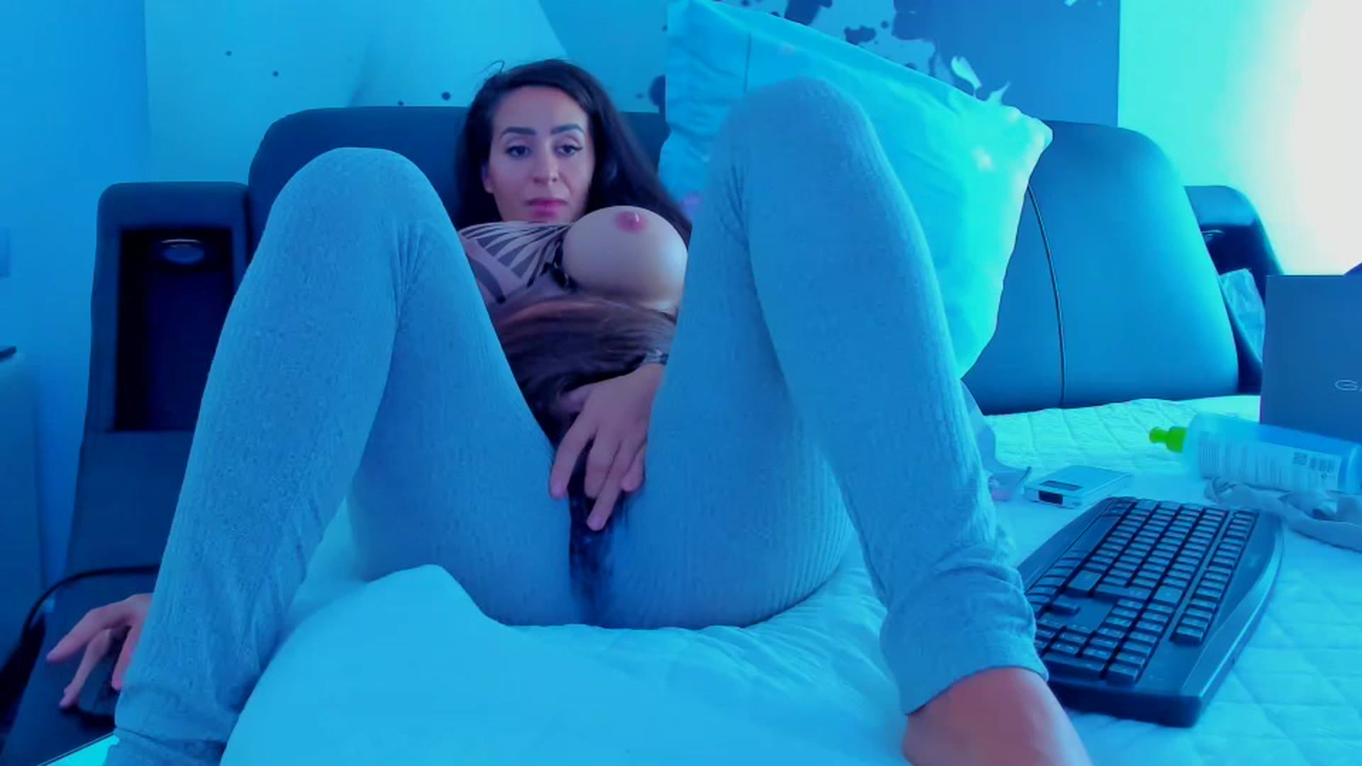 Gallery image thumbnail from SophiaSanty's myfreecams stream on, 09/14/2023, 13:14 image 14 of 20