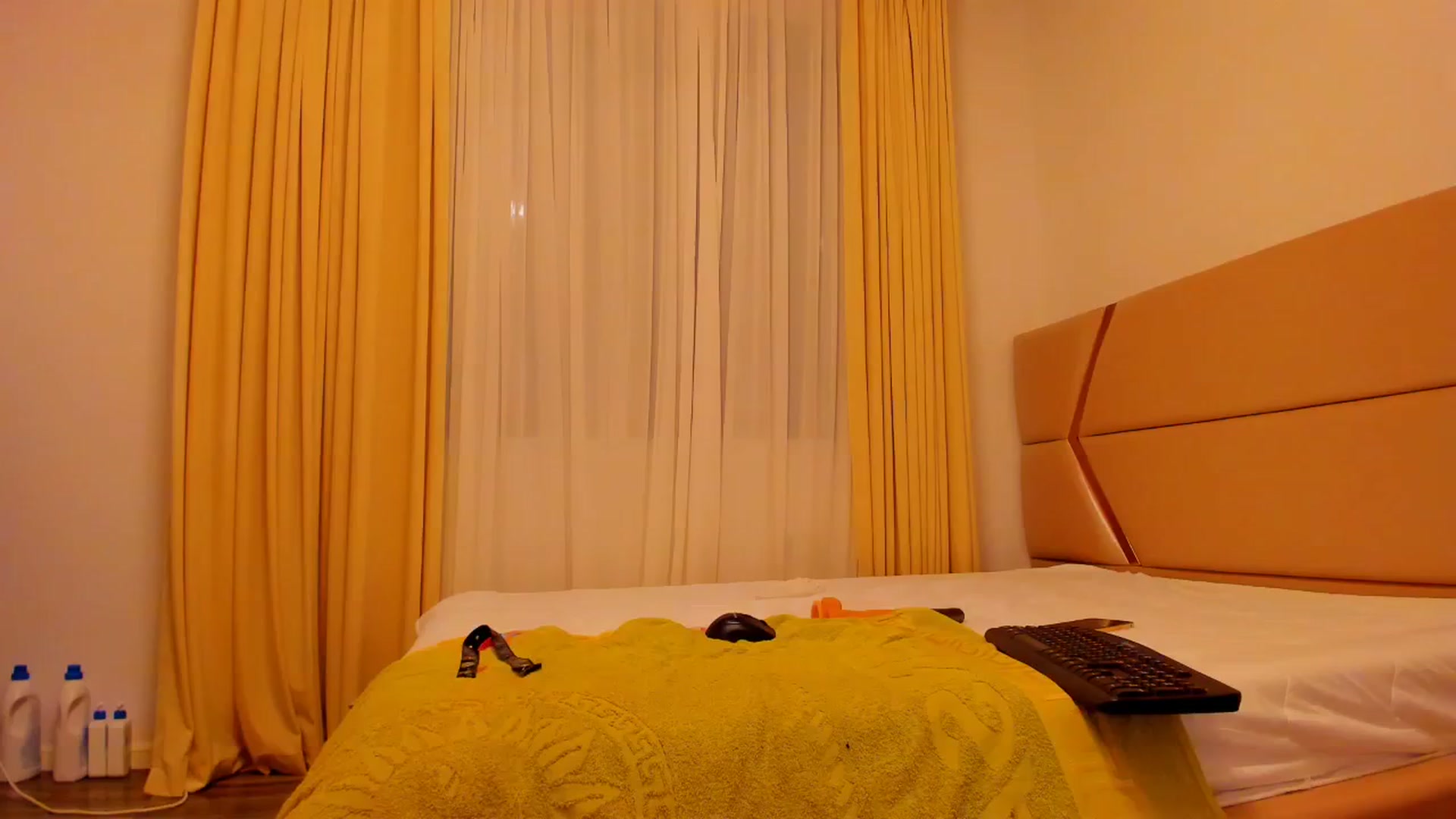Gallery image thumbnail from SophiaSanty's myfreecams stream on, 12/26/2023, 02:39 image 19 of 20