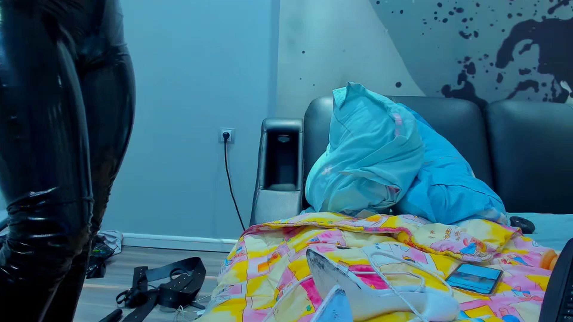 Gallery image thumbnail from SophiaSanty's myfreecams stream on, 02/05/2024, 24:31 image 18 of 20