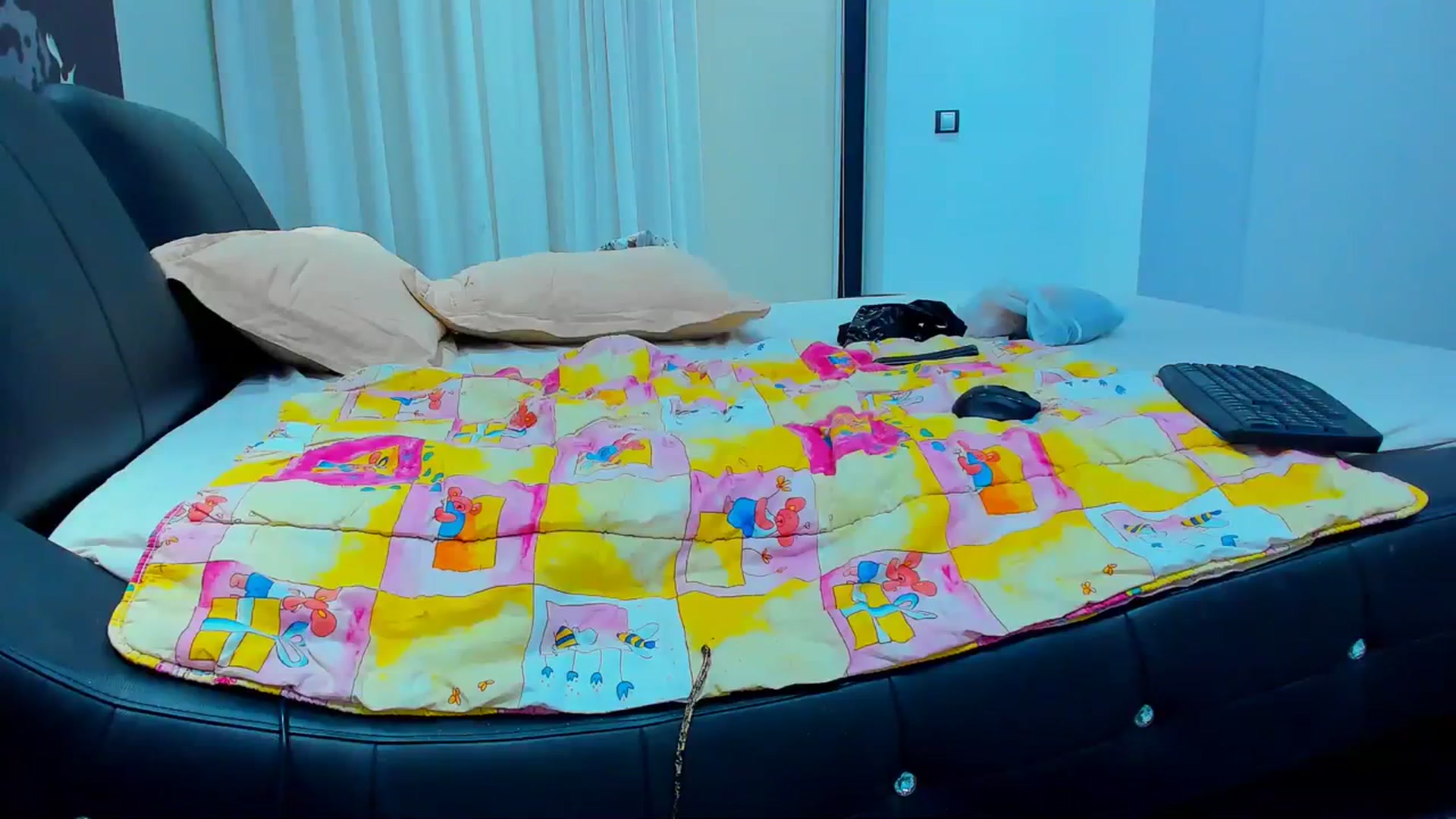 Gallery image thumbnail from SophiaSanty's myfreecams stream on, 02/10/2024, 01:41 image 4 of 20