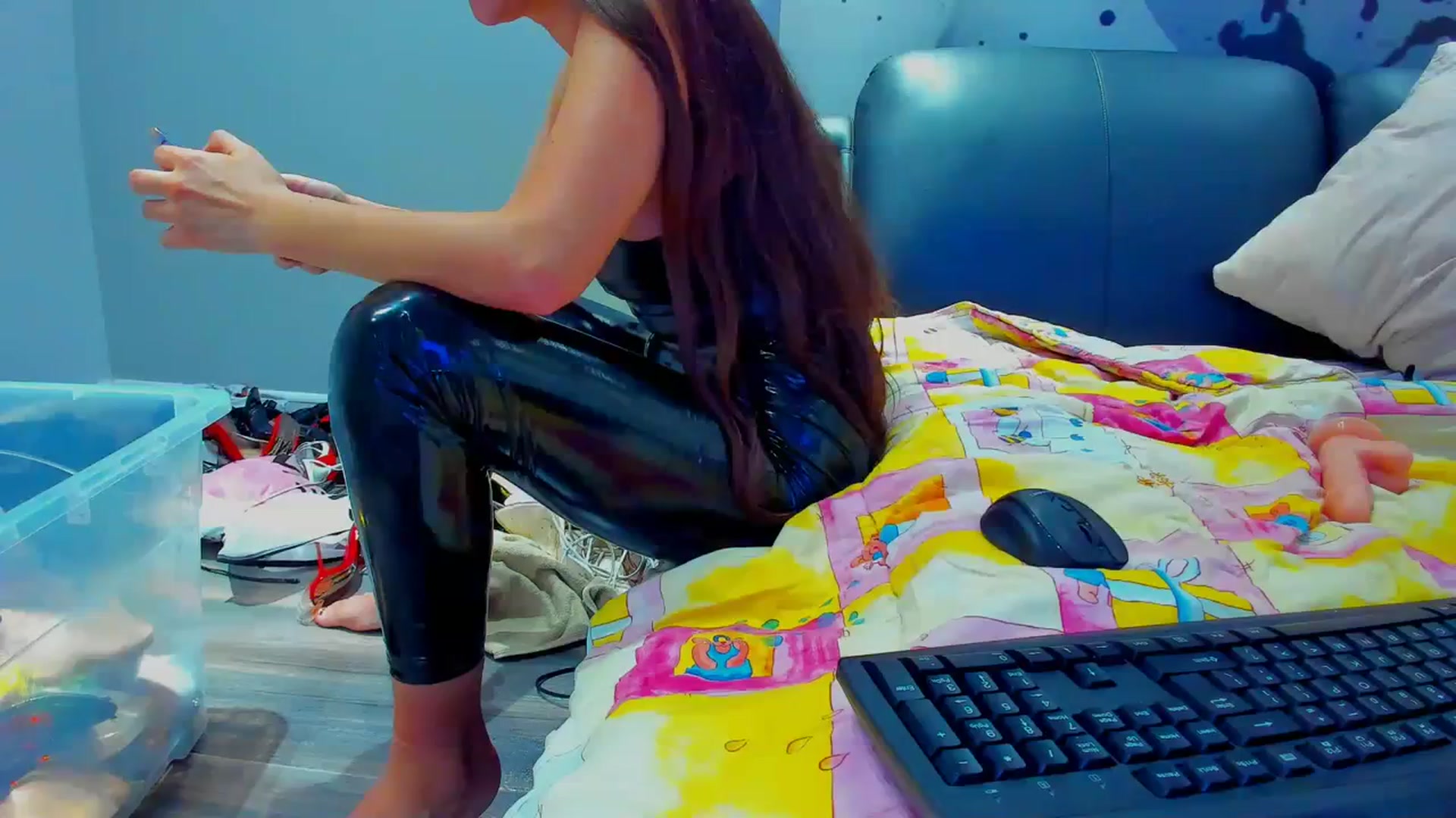 Gallery image thumbnail from SophiaSanty's myfreecams stream on, 03/06/2024, 22:52 image 1 of 20