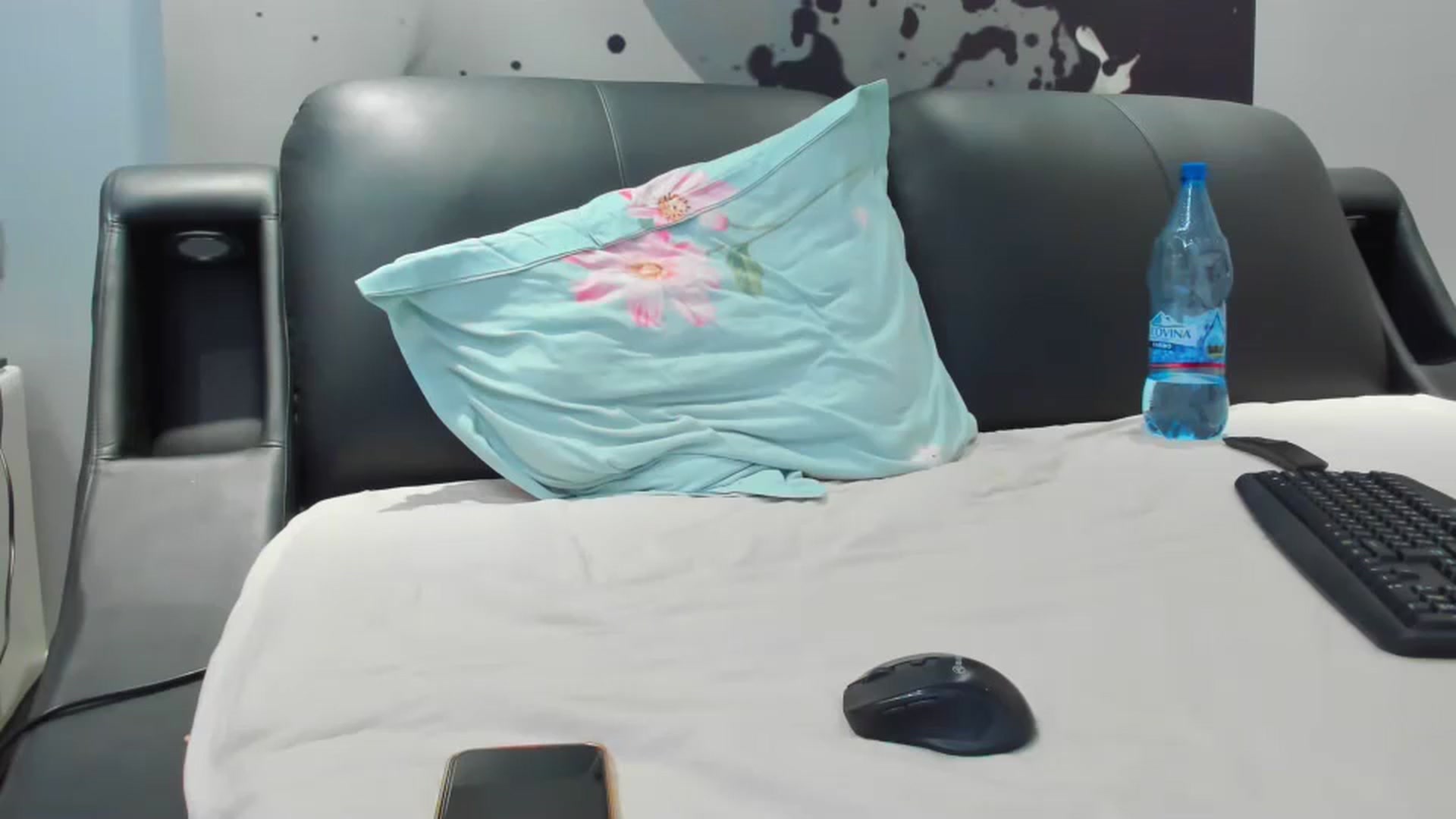 Gallery image thumbnail from SophiaSanty's myfreecams stream on, 03/30/2024, 21:07 image 9 of 20