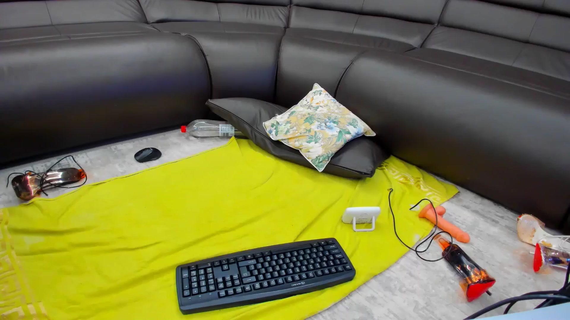 Gallery image thumbnail from SophiaSanty's myfreecams stream on, 05/06/2024, 23:21 image 15 of 20