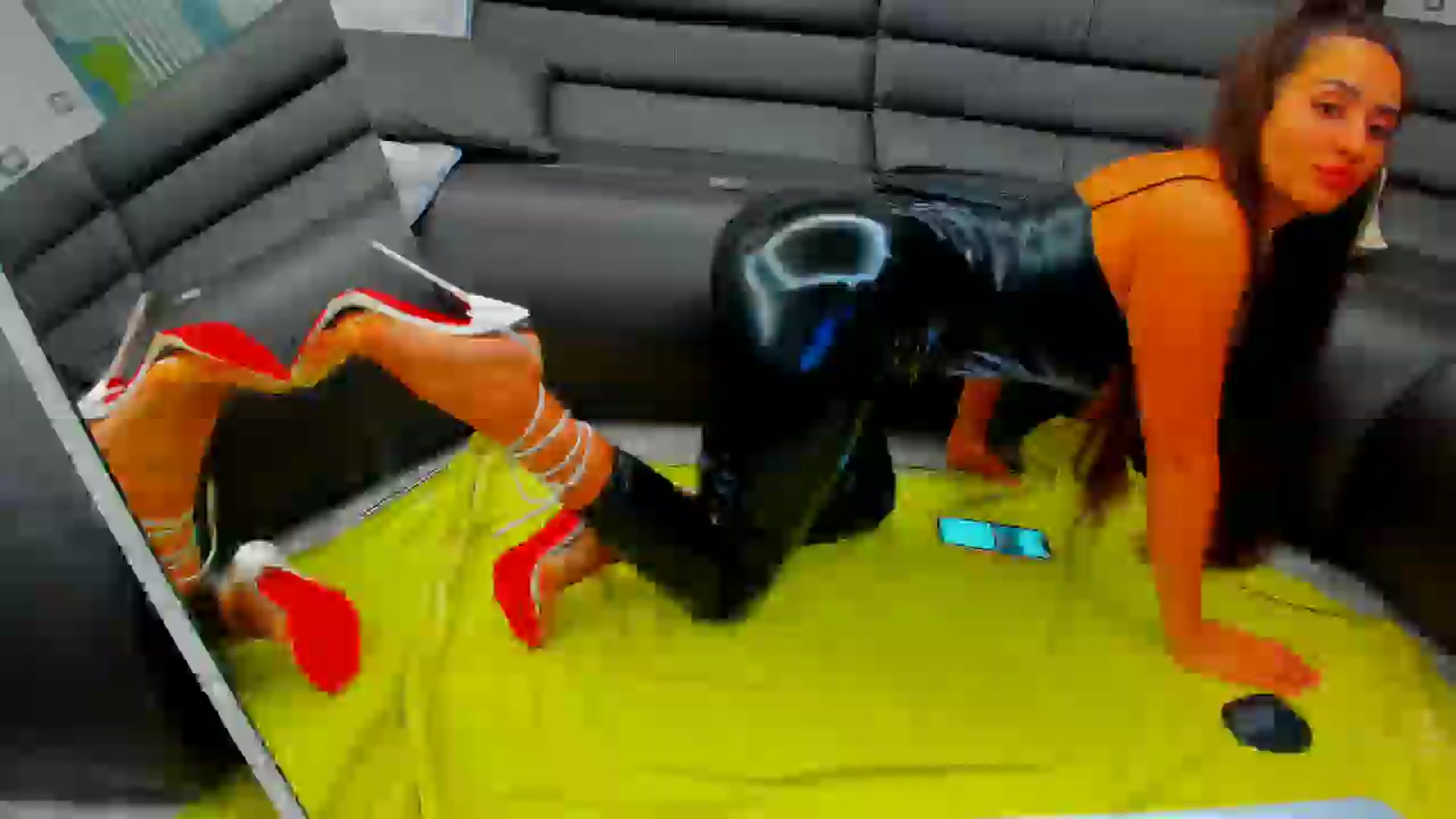 Gallery image thumbnail from SophiaSanty's myfreecams stream on, 06/15/2024, 22:15 image 16 of 20
