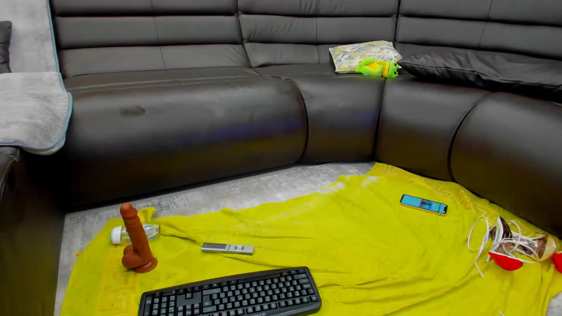 Gallery image thumbnail from SophiaSanty's myfreecams stream on, 06/25/2024, 01:28 image 1 of 20