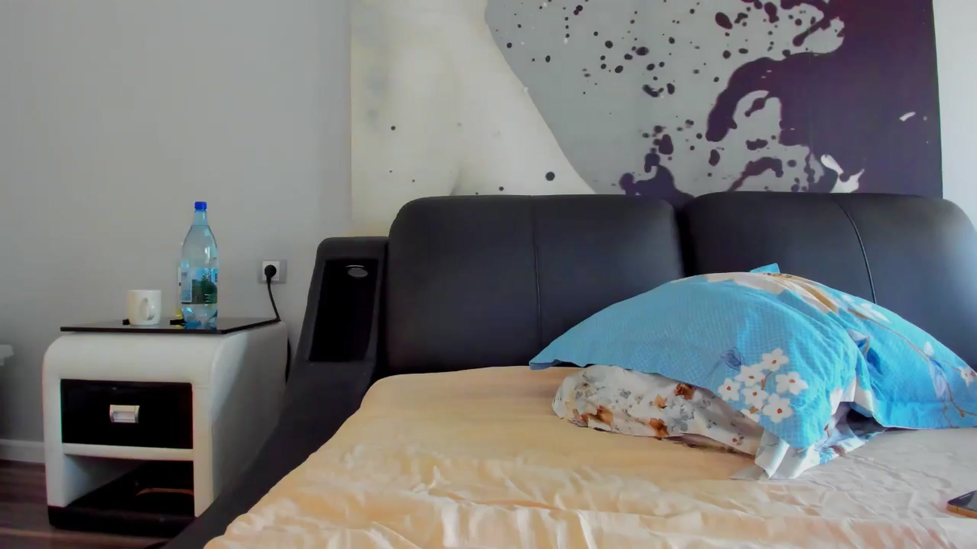 Gallery image thumbnail from SophiaSanty's myfreecams stream on, 08/05/2024, 16:27 image 13 of 20