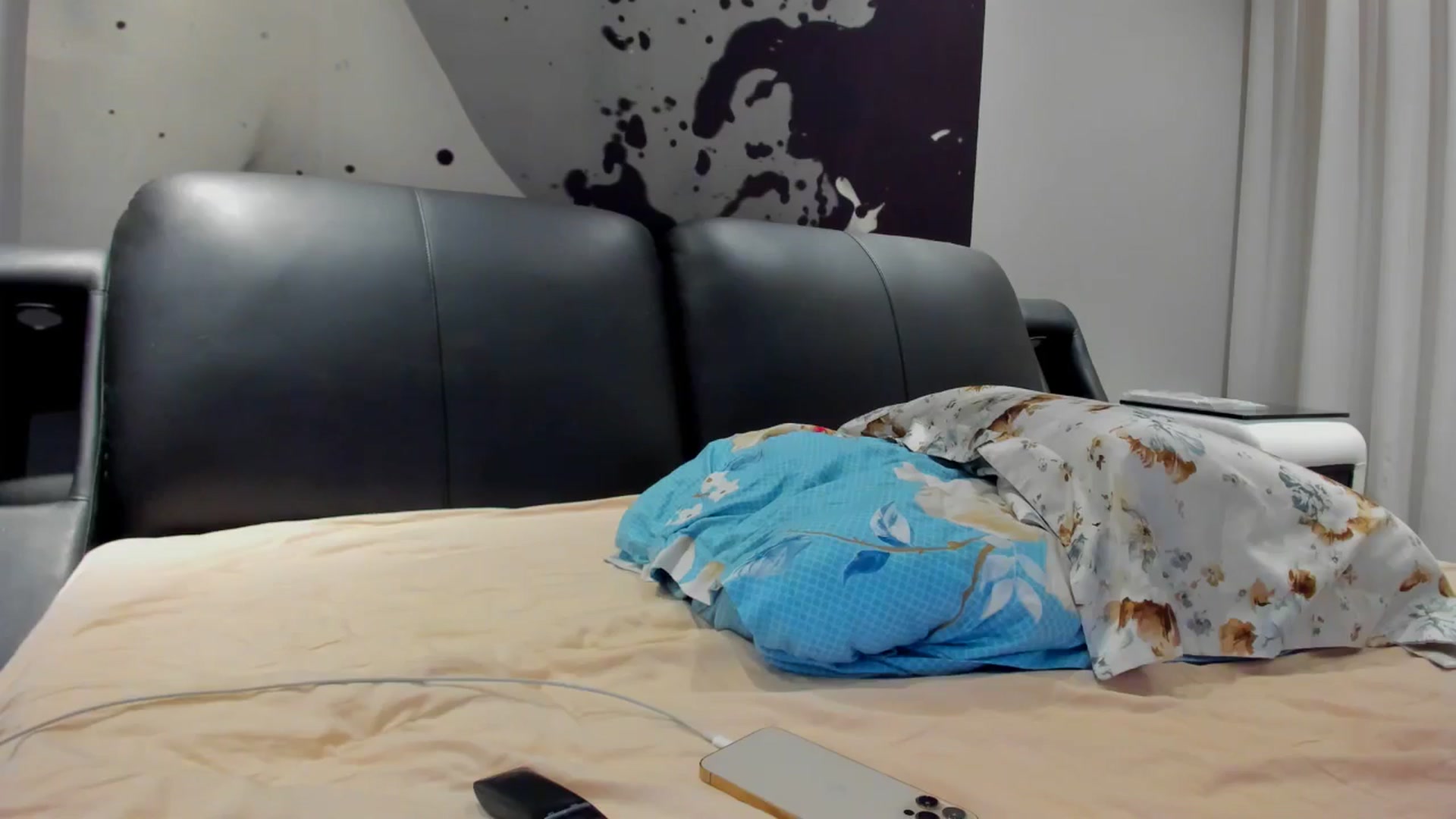 Gallery image thumbnail from SophiaSanty's myfreecams stream on, 08/09/2024, 21:46 image 19 of 20