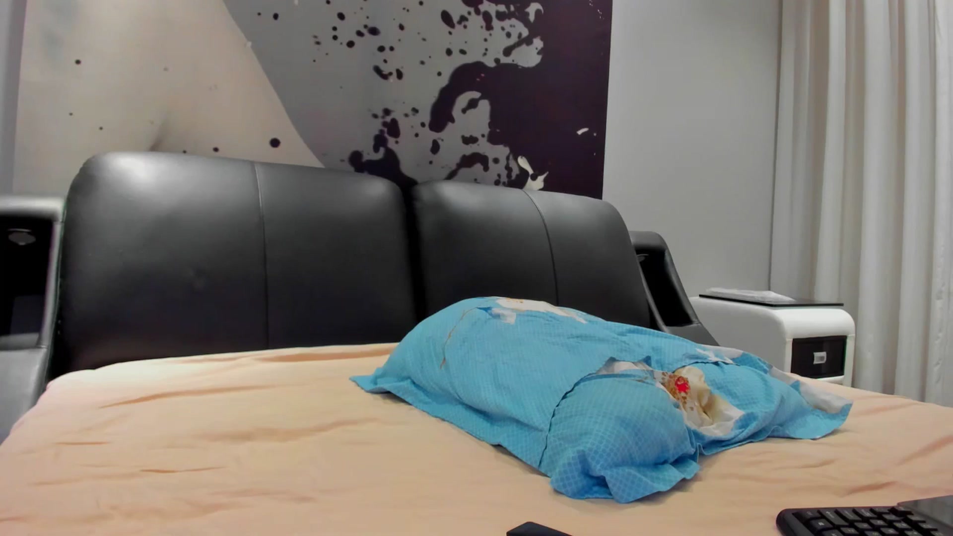 Gallery image thumbnail from SophiaSanty's myfreecams stream on, 08/13/2024, 19:16 image 10 of 20