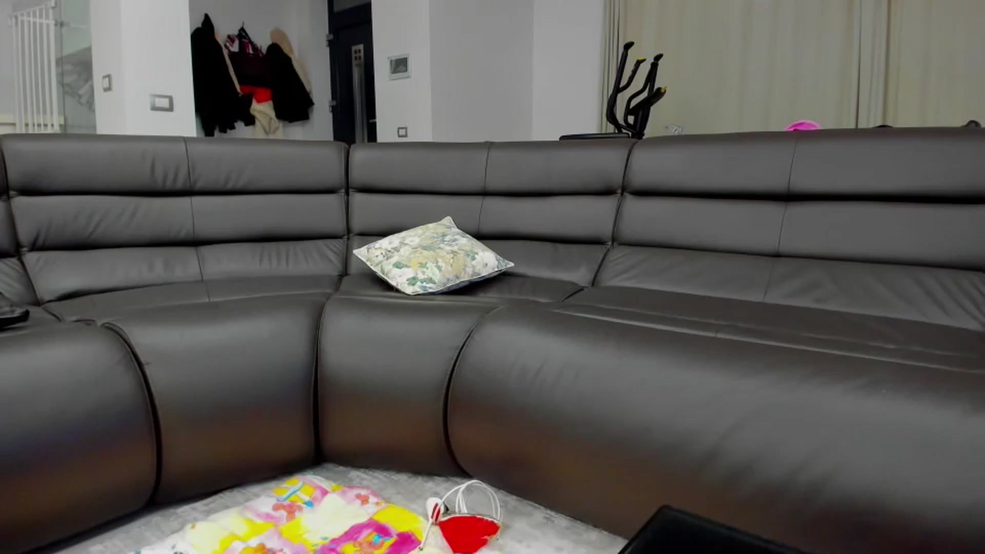 Gallery image thumbnail from SophiaSanty's myfreecams stream on, 08/24/2024, 21:32 image 4 of 20