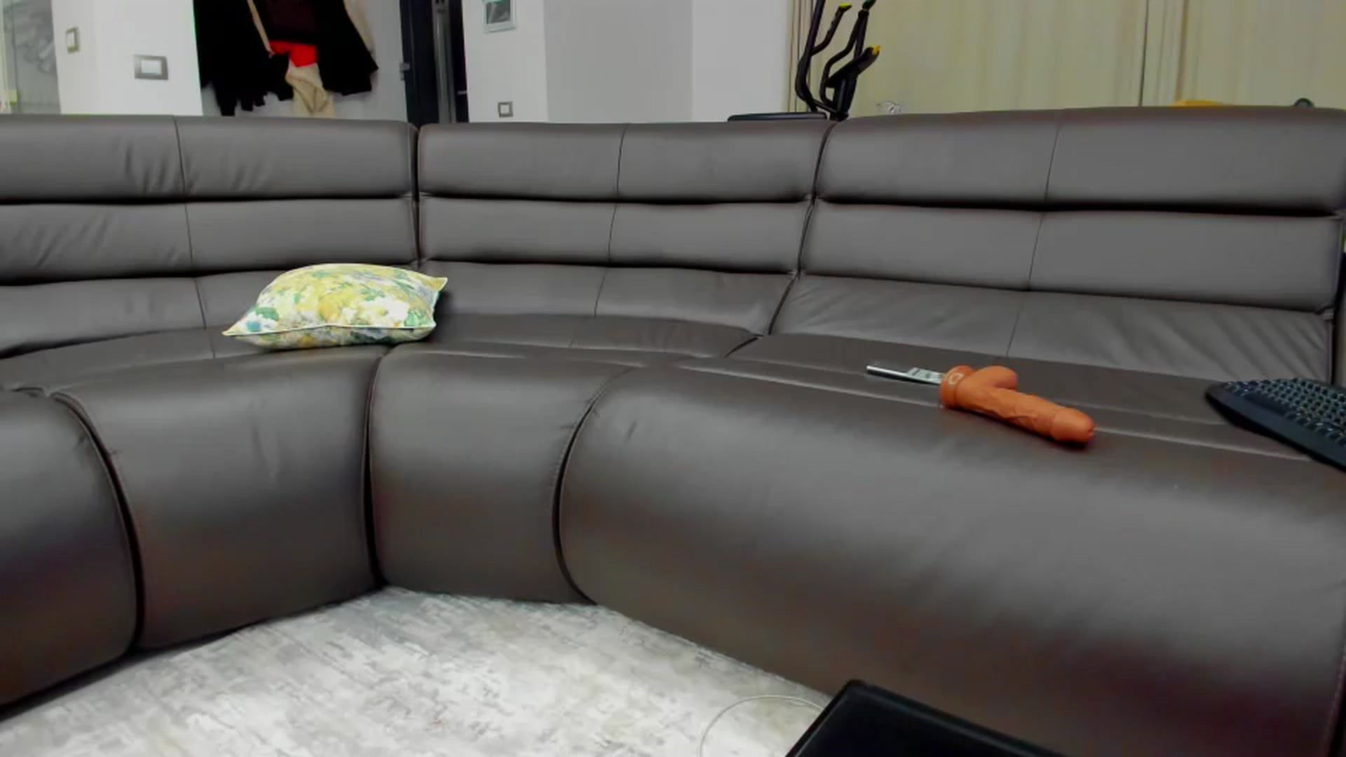 Gallery image thumbnail from SophiaSanty's myfreecams stream on, 08/24/2024, 23:12 image 8 of 20